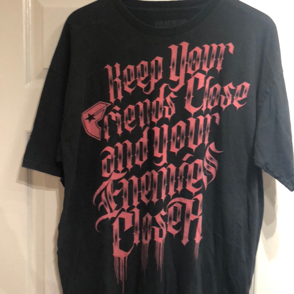Famous Stars And Straps Skateboard Tee Size XL